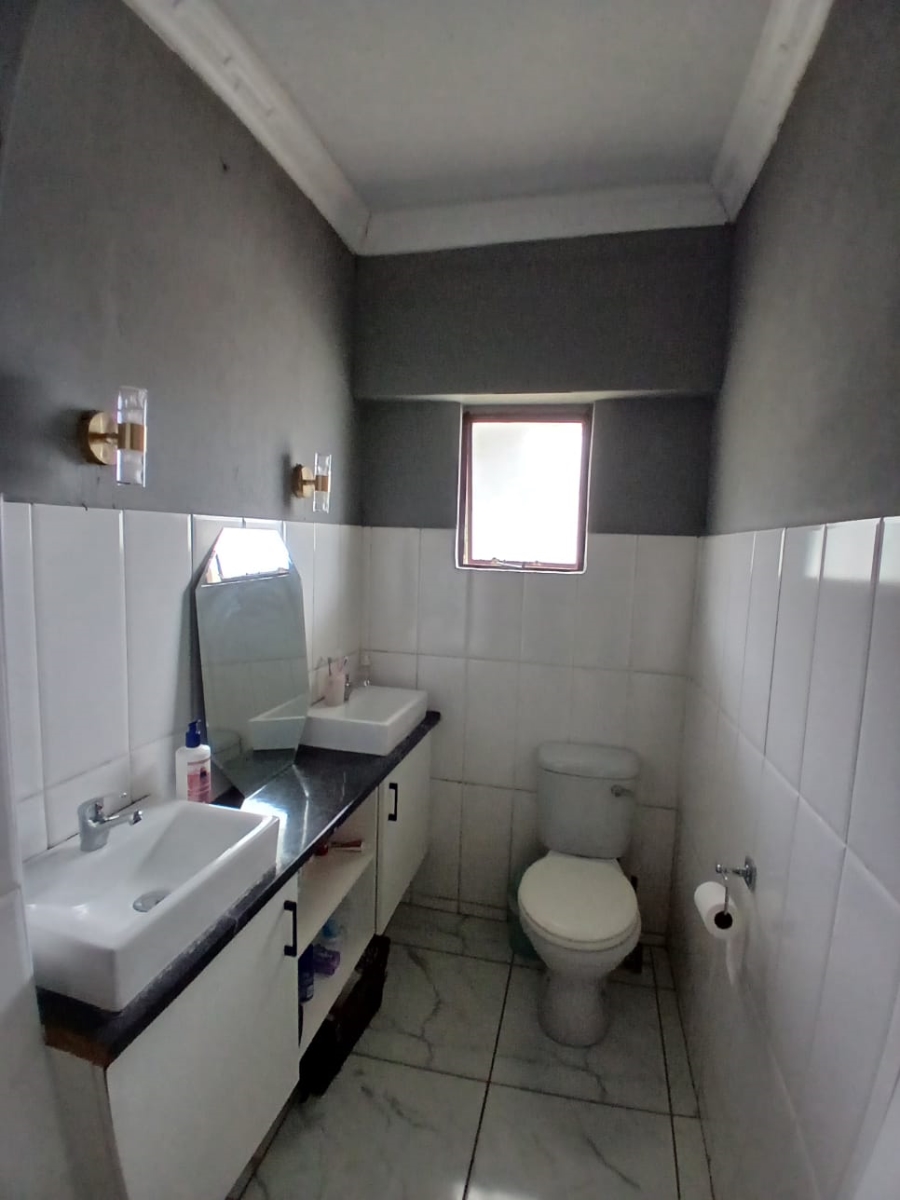 3 Bedroom Property for Sale in Cambridge Eastern Cape
